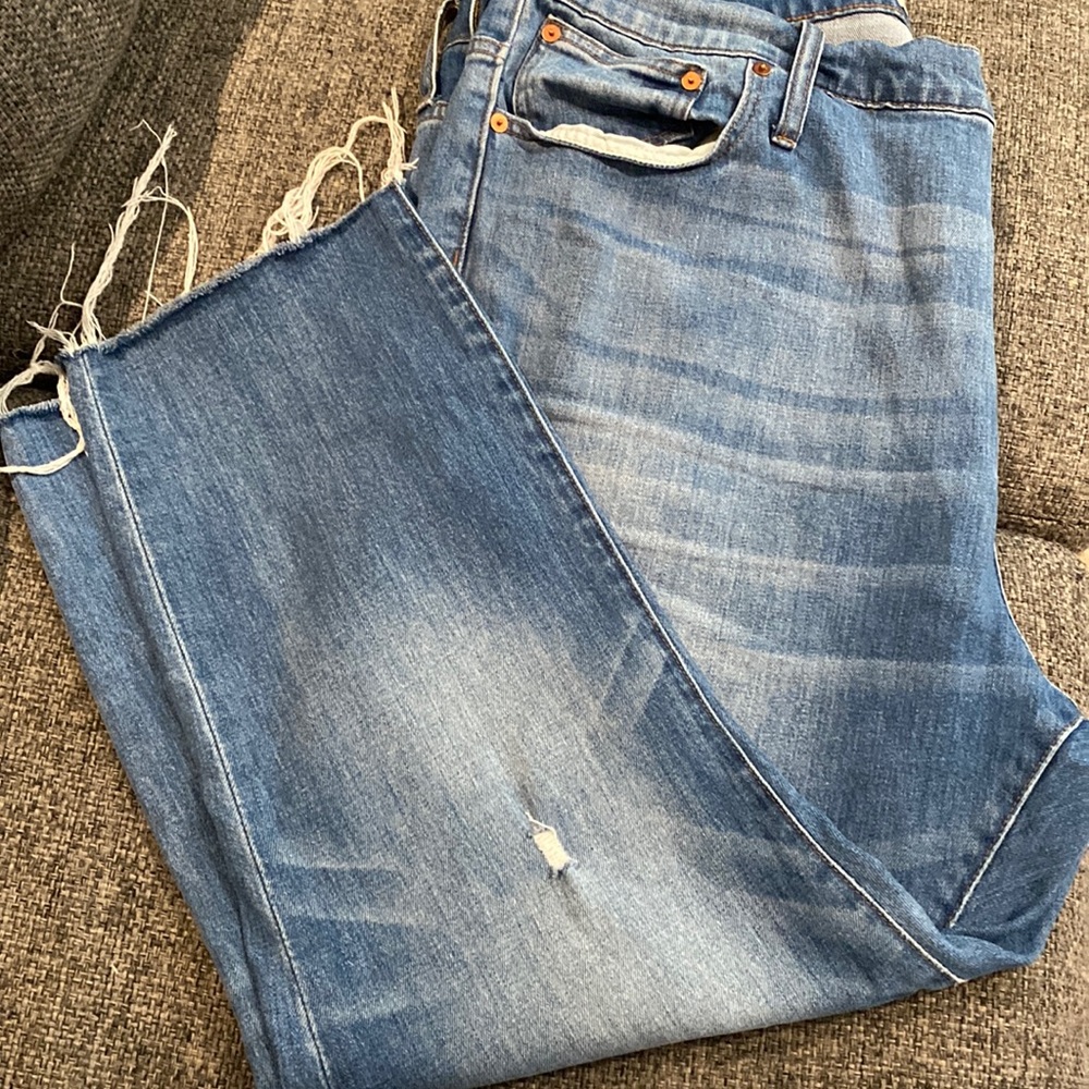 Madewell the high rise slim crop boyjean Note jeans are         SIZE 35